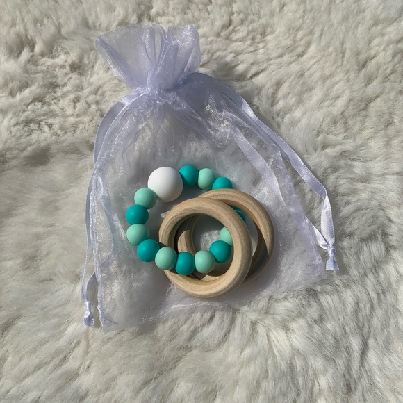 Baby Rattel - Picture 2 of 3